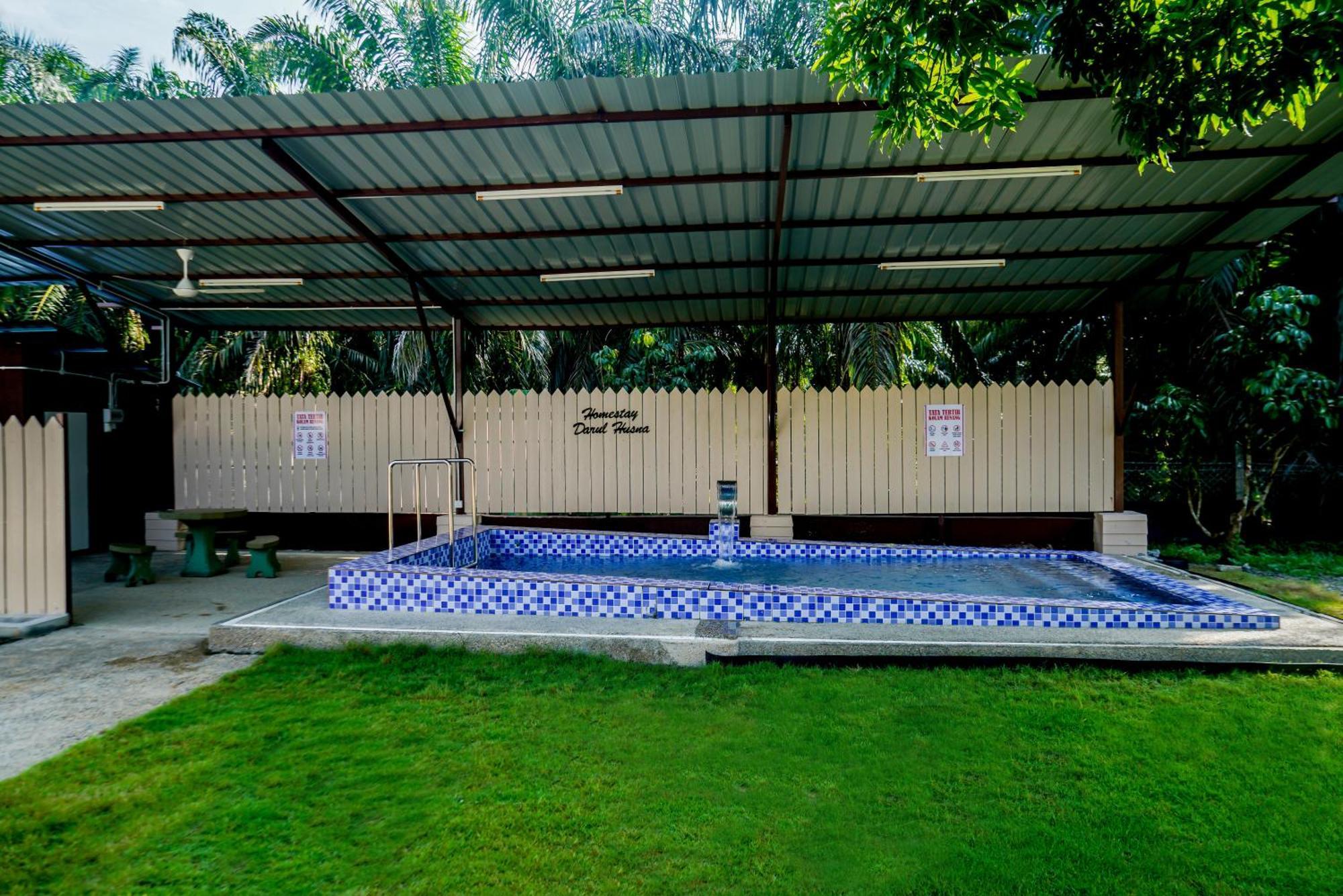 Adorable 3-Bedroom Home With Pool, Wi-Fi And Bbq Rembau Exterior photo